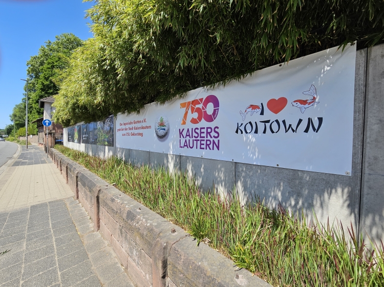 © Stadt Kaiserslautern Das Banner mit dem Geburtstagsgruß an der Lauterstraße © Stadt Kaiserslautern