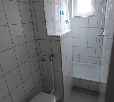 Jede der 8 Wohnungen im Geranienweg 11 verfügt über ein eigenes kleines Duschbad