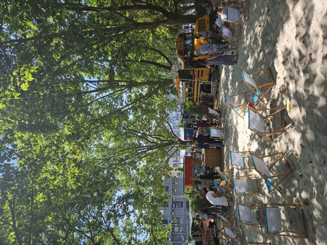 Der Strand mitten in der Stadt lädt alle Bürgerinnen und Bürger dazu ein, den Sommer zu genießen. © Stadt Kaiserslautern