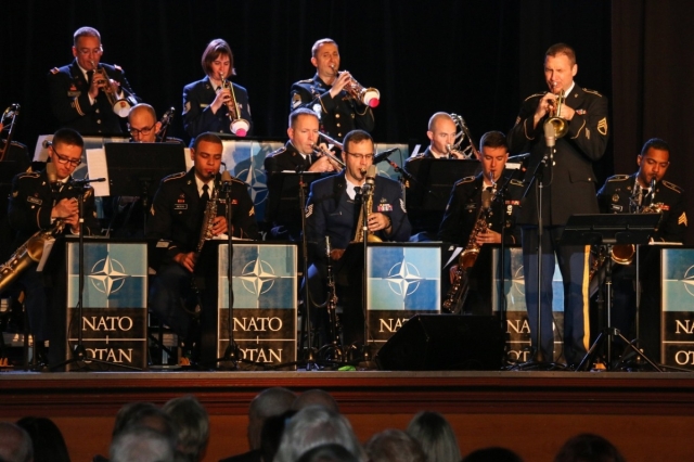 SHAPE International Band Bildquelle: NATO Jazz Orchester