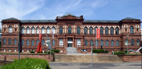 Die Außenfassade der Pfalzgalerie. 