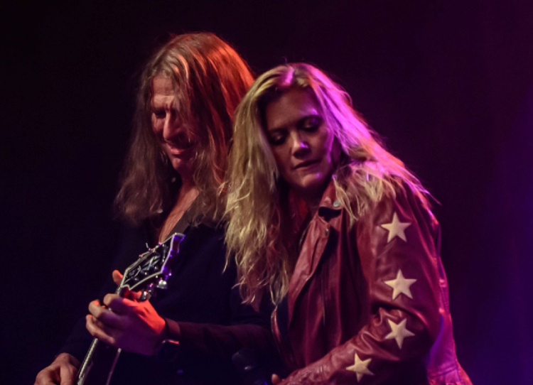 Acoustic Treasures - Sabrina Roth und Knut Bausch © Sabine Bischoff – BumblyBee Photographie