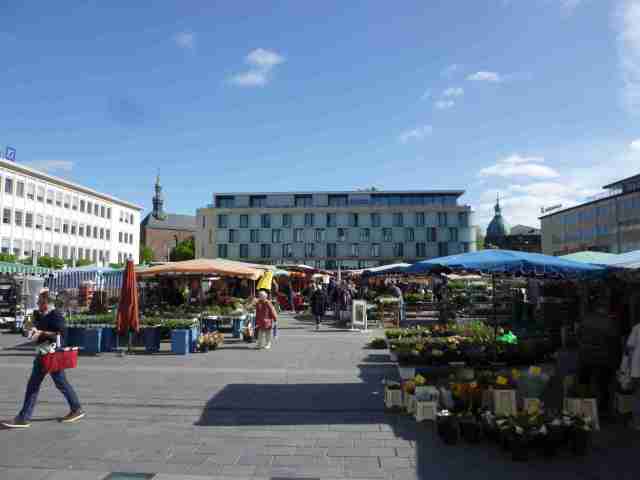 Markttag auf dem Stiftsplatz © Citymanagement