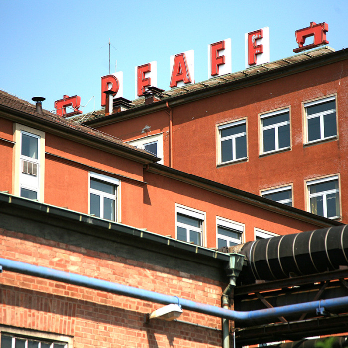 Pfaffgebäude mit Schriftzug 'Pfaff'
