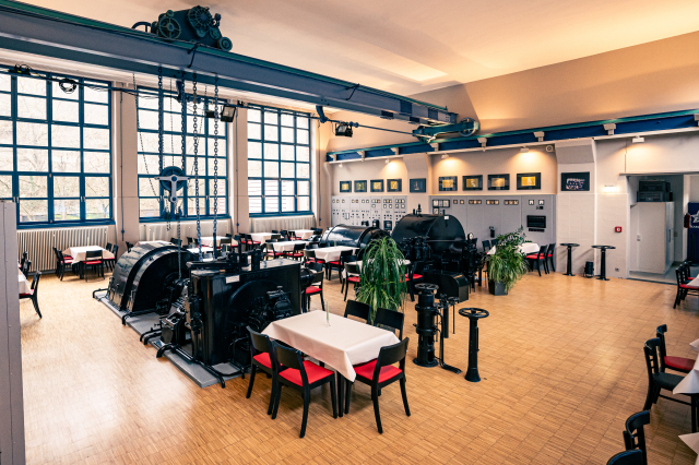Raum Turbine im Kulturzentrum Kammgarn mit Bestuhlung © André Gmür