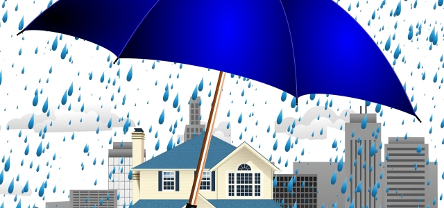 Grafik zeigt überdimensionalen Schirm, aufgespannt über einem Eigenheim bei strömendem Regen